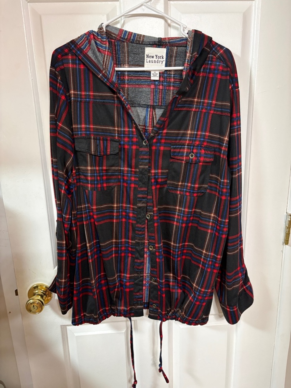 New York Laundry Hooded Plaid Button-Up Jacket in Black & Red